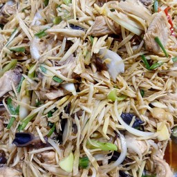 ไก่ผัดขิง