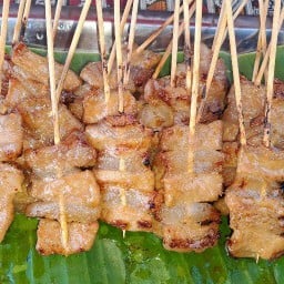 หมูปิ้งโบราณ (หน้าโรงเรียนบ้านทองหยอด) พุทธมณฑลสาย3
