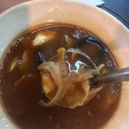 หูฉลามน้ำแดงเนื้อปู