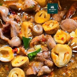 ข้าวราดพริกแกงเห็ดฟาง