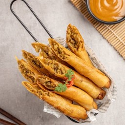 ปอเปี๊ยะเป็ด 8ชิ้น