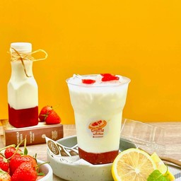 สตรอว์เบอร์รี่นมสด