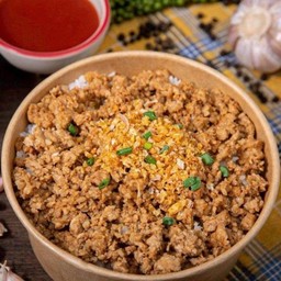 ข้าวหน้าหมูสับคั่วกระเทียม หอมกลุ่น