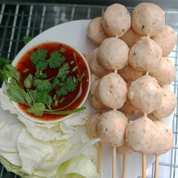 ลูกชิ้นไก่สาหร่ายย่าง 1 ไม้