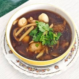 กินเส้น ตลาดโกกิน