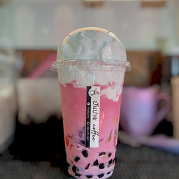 นมชมพูปีโป้ปั่น+วิปครีม