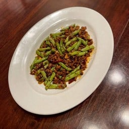 ถั่วแขกผัดหมูสับหม่าล่า 干煸豆角 麻辣