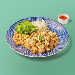 ก๋วยเตี๋ยวคั่วไก่สีฟ้า