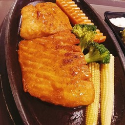 สะเต็กแซลมอน