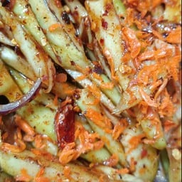 ยำมะม่วง.. อีสาน