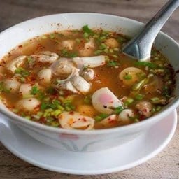 ต้มแซ่บกระดูกหมูอ่อน