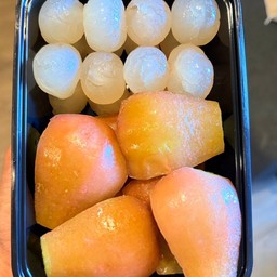 ลำใย & ชมพู่เพชร