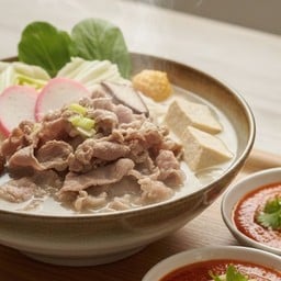 ฉ่ำฉ่ำชาบู (Chum Chum Shabu)