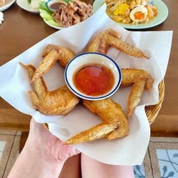 ปีกไก่ทอดน้ำปลา( เล็ก)