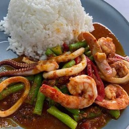 ข้าวพริกแกงทะเล