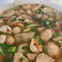 ต้มแซ่บเห็ดฟาง