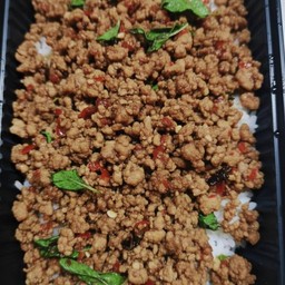 ข้าวกะเพราหมูสับ