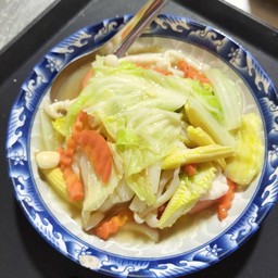 ผัดผักรวมกุ้ง