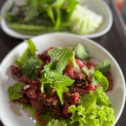 ก้อยเนื้อ