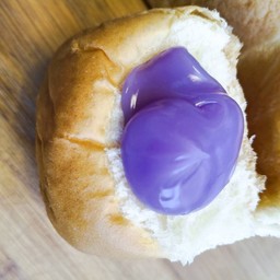 ปังไส้เผือก