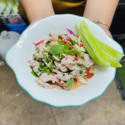 พล่าเนื้อสะดุ้ง