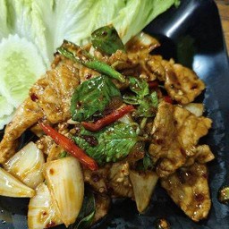 ผัดพริกเผา หมู