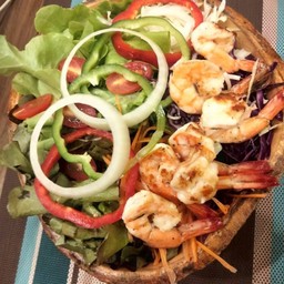สลัดกุ้งย่าง Fried Shrimp Salad