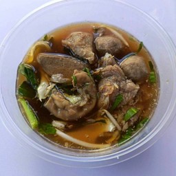 ก๋วยเตี๋ยวเนื้อรวม
