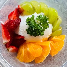 ข้าวหน้ากุ้ง กรีกโยเกิร์ต ไก่เทอริยากิ