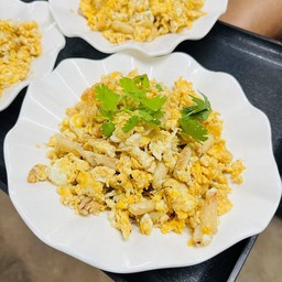 ไข่ขยี้ปู
