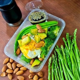 ไข่ขยี้ อโวคาโด้ (keto)