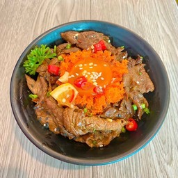 ข้าวหน้าเนื้อไข่ดอง