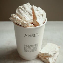 Almond Meringue Latte