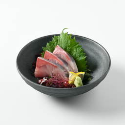 303 Hamachi Sashimi