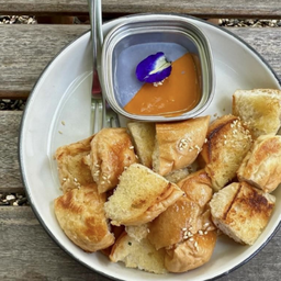 ขนมปังสังขยา (Toast Custard)