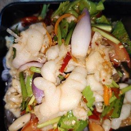 ยำเล็บมือนาง