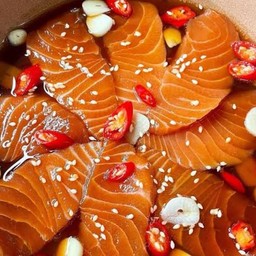 แซลมอนดองซีอิ๊ว