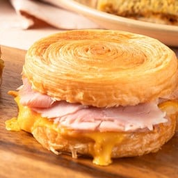 Ham & Cheese Croissant Roll 