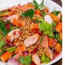 มาม่า หมูสับ หมูยอ ไส้กรอก