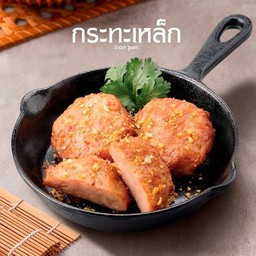 หมูก้อนทอดกระเทียม