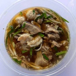 ก๋วยเตี๋ยวหมูรวม