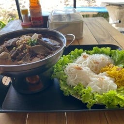 ก๋วยเตี๋ยวนายกิจ เนื้อตุ๋น/หมูตุ๋น สาขา1