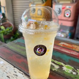 น้ำบ๊วยเย็น