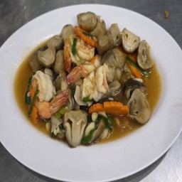 เห็ดฟางผัดกุ้ง