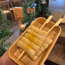 ต๊อกย่าง ราดน้ำผึ้ง 3 ไม้