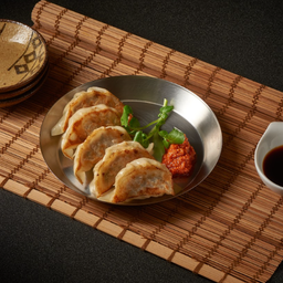 Yaki Gyoza