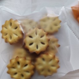 ขนมปังไส้สับปะรด