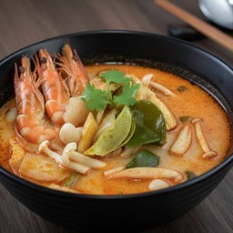 ต้มยำกุ้ง   (กับข้าว)