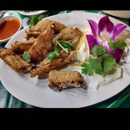 ปีกไก่ทอด