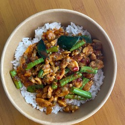 ผัดพริกแกงหอยลาย